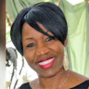 Meet your Posher, Maxine